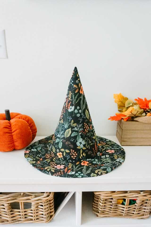 free printable witch hat pattern